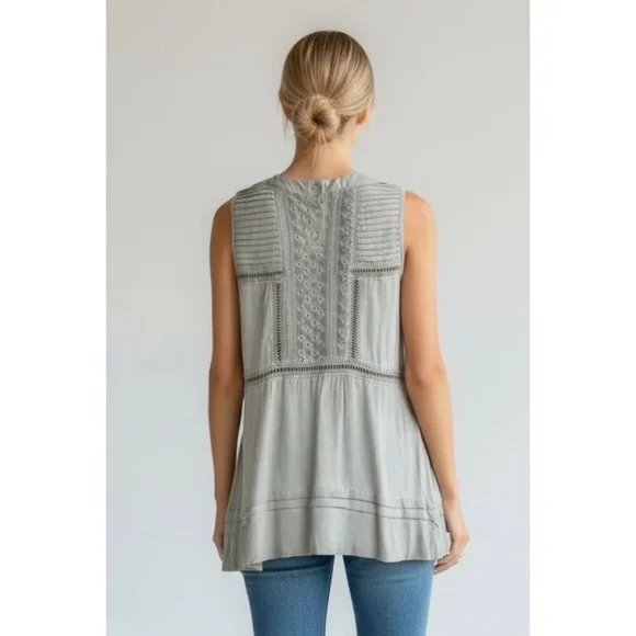 POL Sage Green Sleeveless Boho Blouse | Lace Trim Relaxed Fit Top - Picture 3 of 5